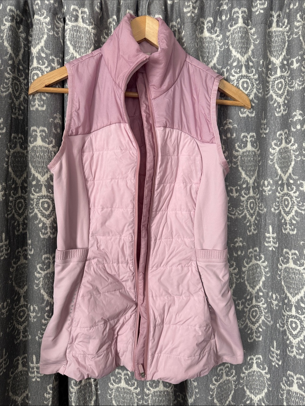 lululemon athletica size 4 - Light Pink Quilted Sleeveless Down Vest